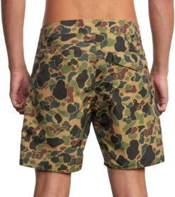 RVCA Men's Stanton Trunk 9 RVCA Men's Stanton Trunk -Speedo Store 7375237382312 duckcamo 3a
