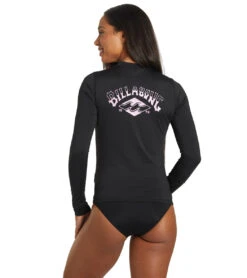 Billabong Women's Core Loose Fit Long Sleeve UPF 50 Surf Shirt -Speedo Store 7490771746984 black 3a